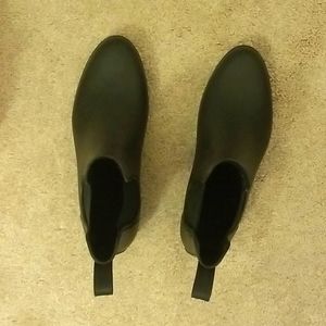 Chelsea rain boots